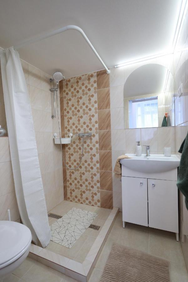 Vito Apartman エゲル エクステリア 写真